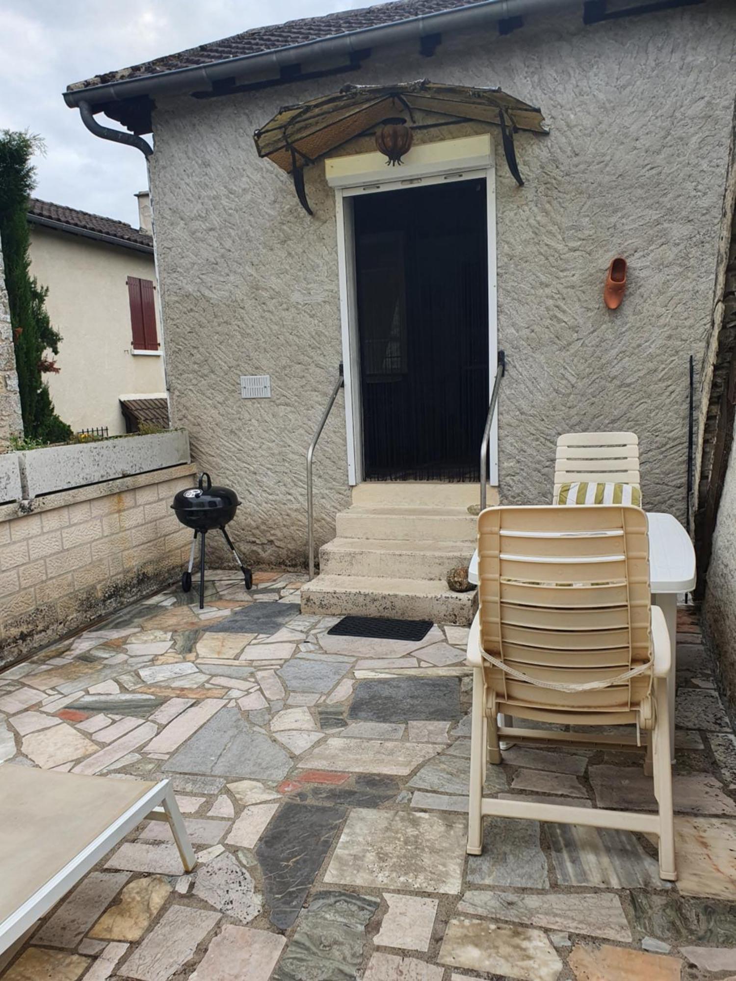 Le Pigeonnier Maison De Caractere Logement 4 Personnes La Maisonnette Renovee Logement 2 Personnes Floirac  Exterior foto